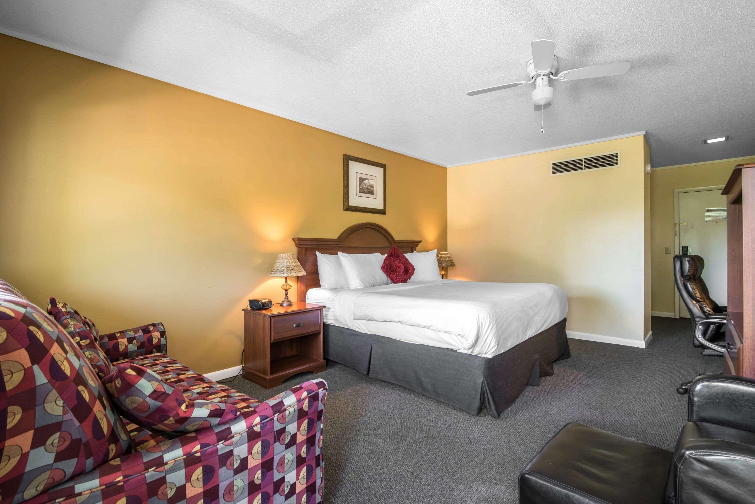 Tiltonlodge Inn & Suites Luaran gambar