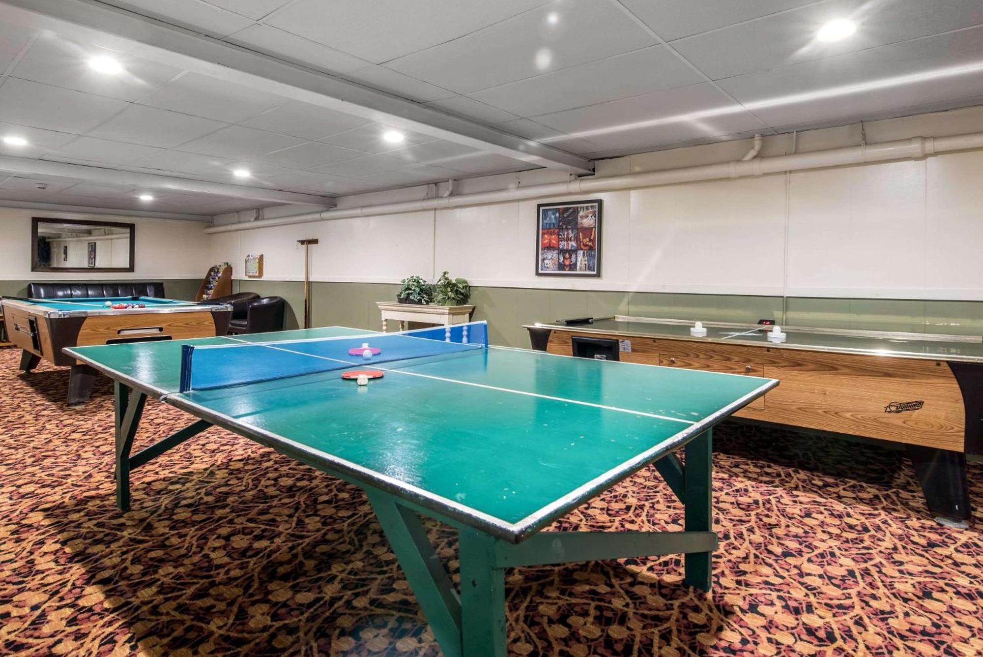Tiltonlodge Inn & Suites Luaran gambar