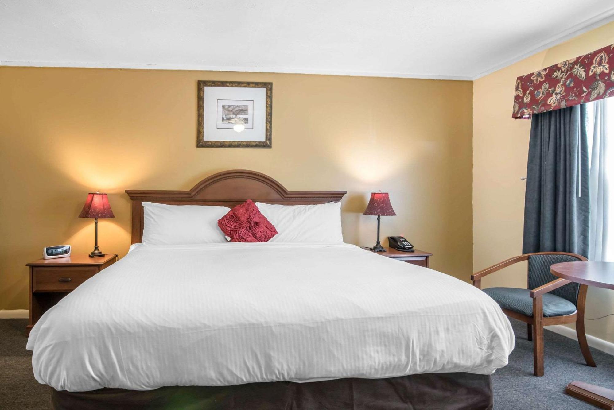 Tiltonlodge Inn & Suites Luaran gambar