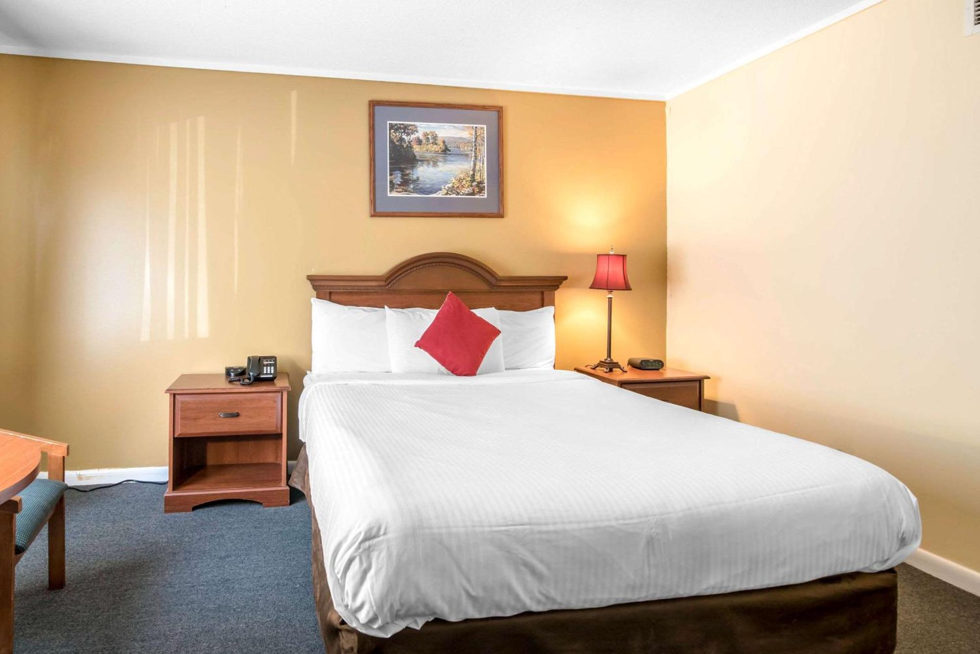 Tiltonlodge Inn & Suites Luaran gambar