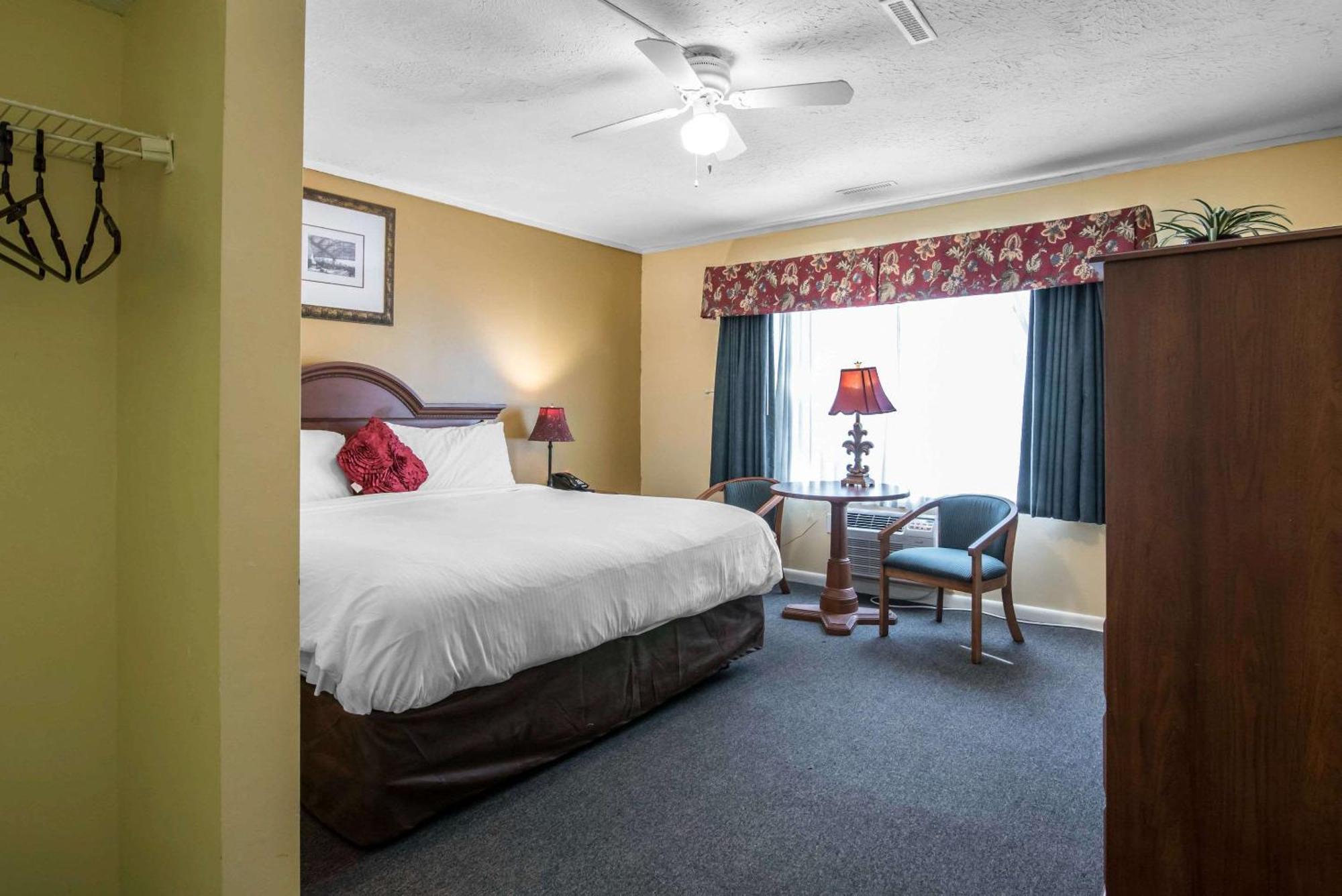 Tiltonlodge Inn & Suites Luaran gambar